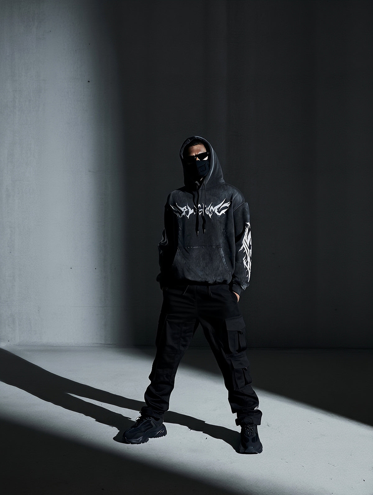 NOEL DIVINE HOODIE